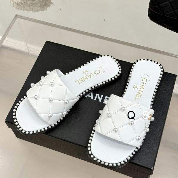 Picture of Chanel Slippers _SKUChanelsz35-40YS05113069